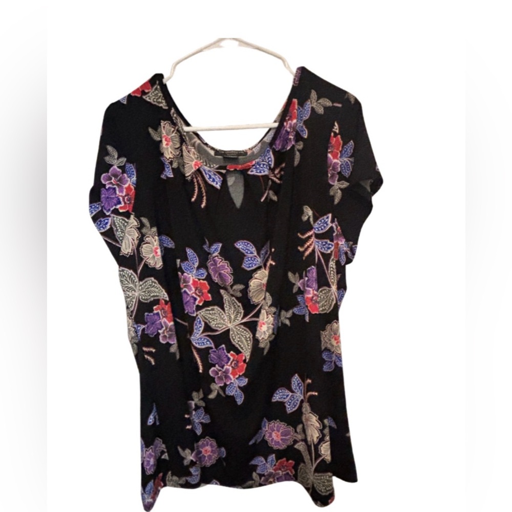 Liz Claiborne Black Floral Short-Sleeve Women's Top